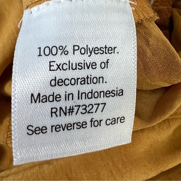 NWOT NINE WEST Women's Tie Waist Wrap Top Blouse Mustard Yellow Size XS - Picture 15 of 16